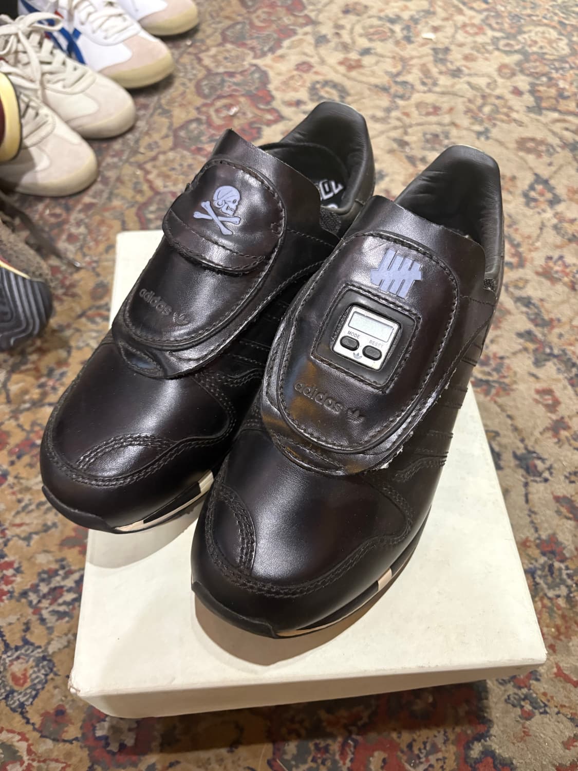 [225사이즈]아디다스 x 네이버후드 x 언디핏 마이크로페이서 상품이미지1