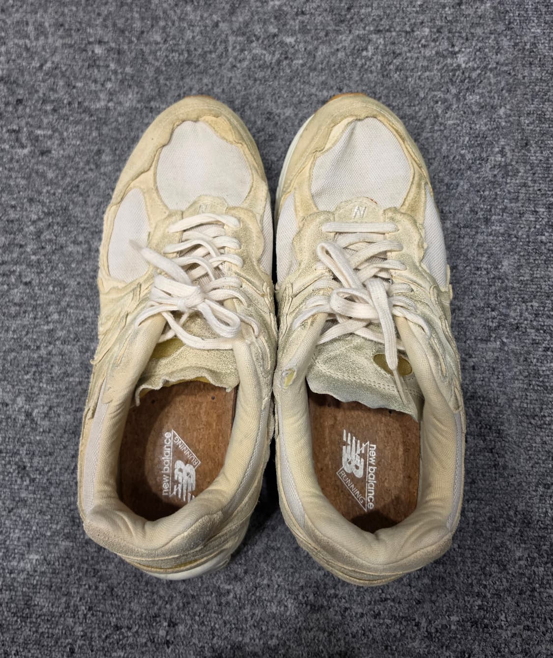 뉴발란스 2002R  프로텍션 팩 디스트레스드 빈티지 운동화 280 상품이미지5
