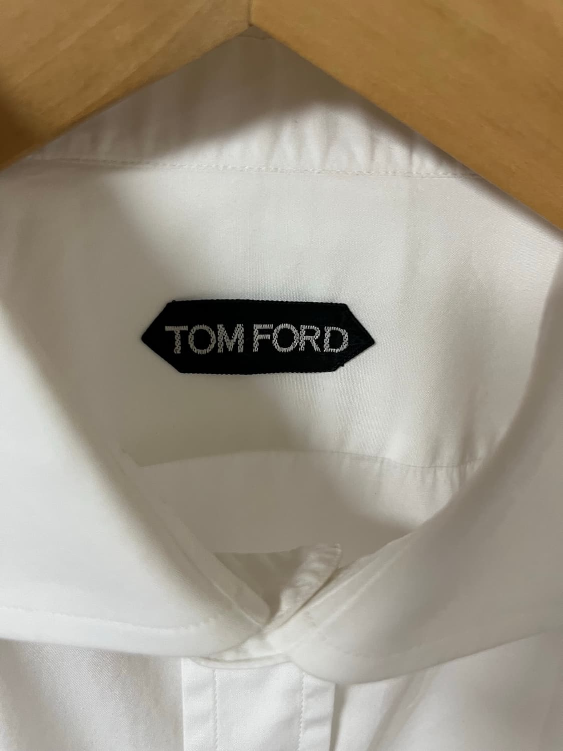 톰 포드 남성 흰색 셔츠 40/15 상품이미지2
