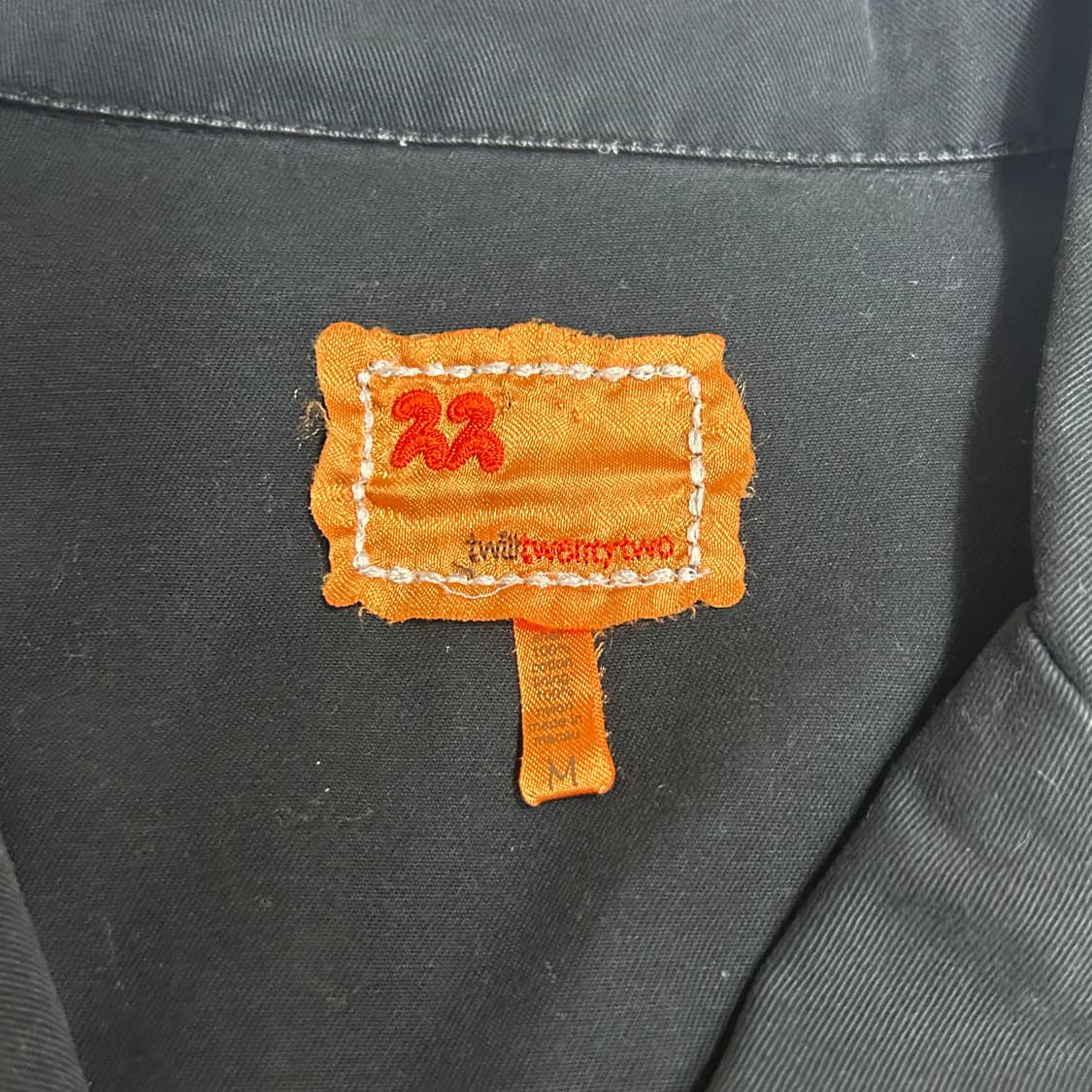 [TWILL TWENTY TWO] 컷오프 디테일 블랙 자켓 상품이미지5