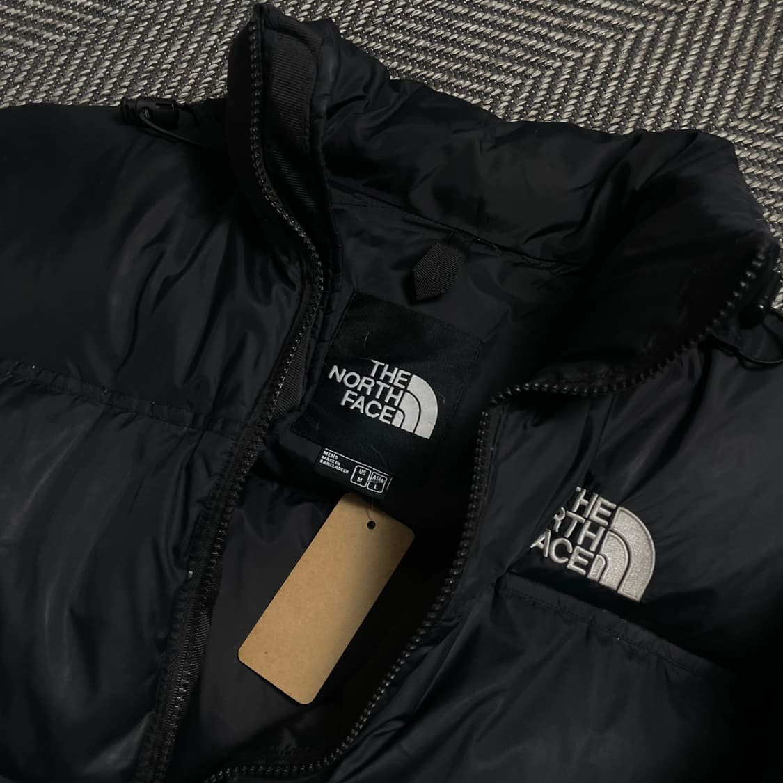 노스페이스 눕시 700 다운 푸퍼 패딩 블랙o 4824 상품이미지5