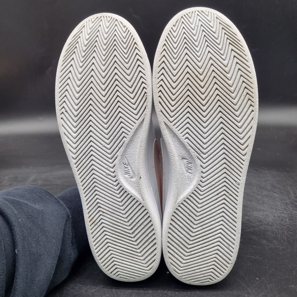 나이키 코트로얄2 스니커즈250 상품이미지3