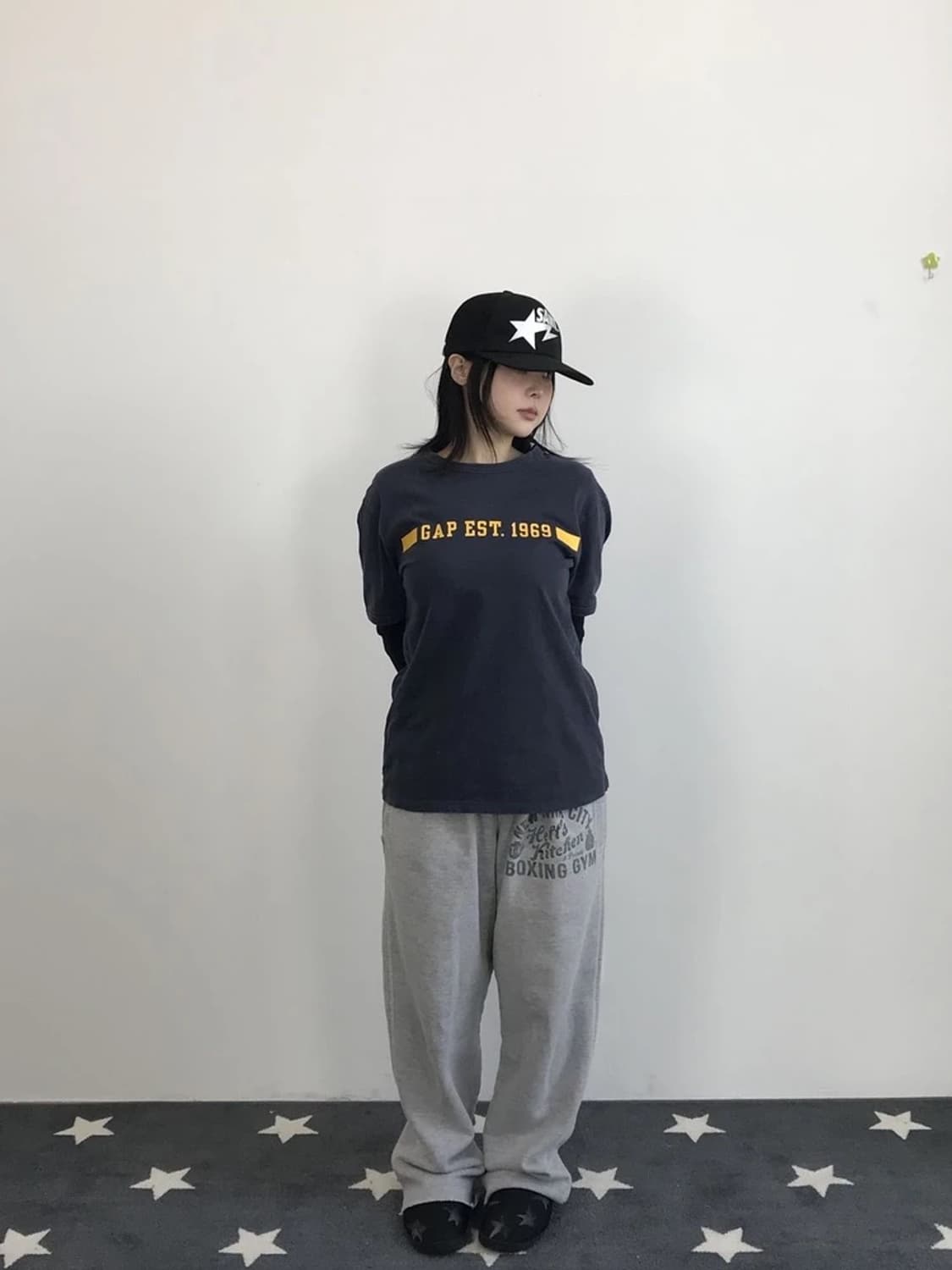 GAP Est 1969 Logo Navy Basic Tee 상품이미지1