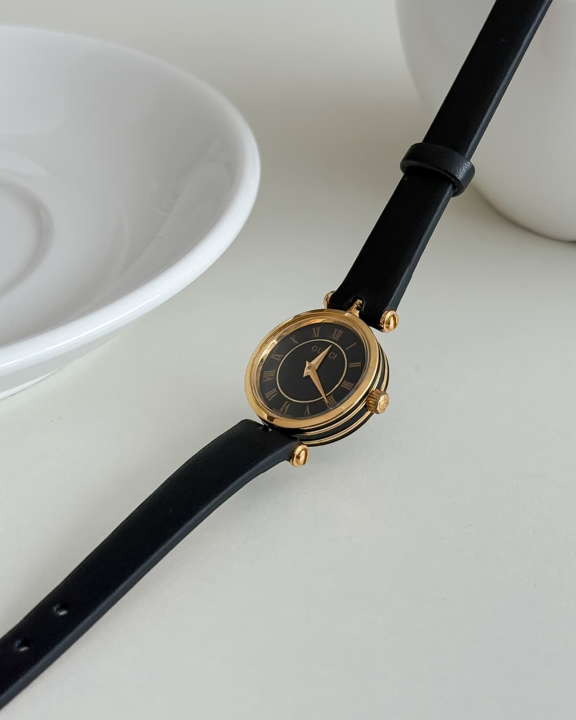 구찌 블랙 셰리 시계 상품이미지3