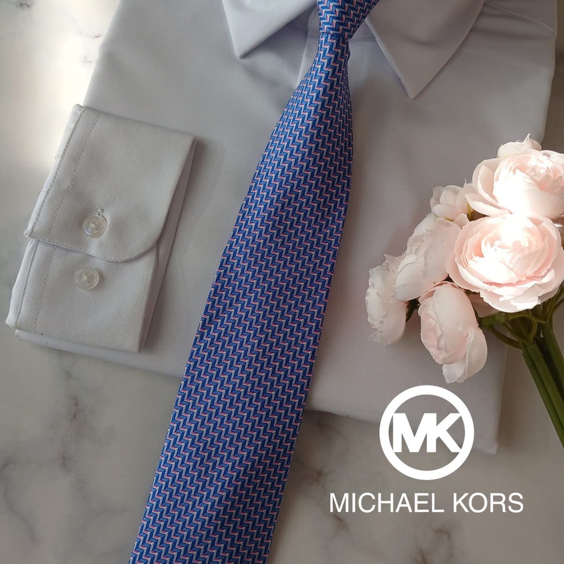 마이클코어스 실크 블루 지그재그 넥타이 7.8cm A+등급 A19050
 상품이미지1