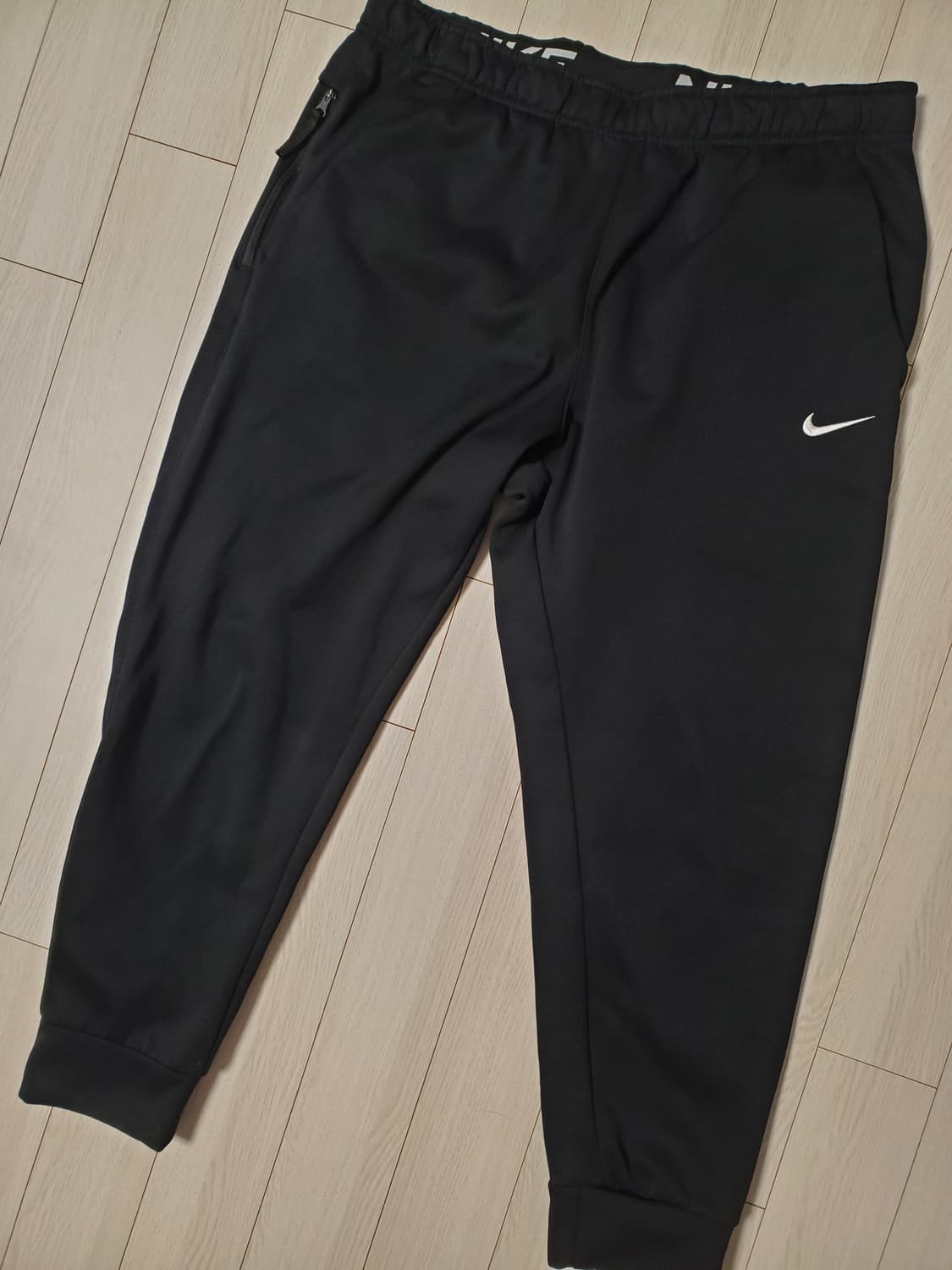 새상품급) 나이키 써마 핏 남성 테이퍼드 트레이닝 기모 팬츠 사이즈xxl 상품이미지3