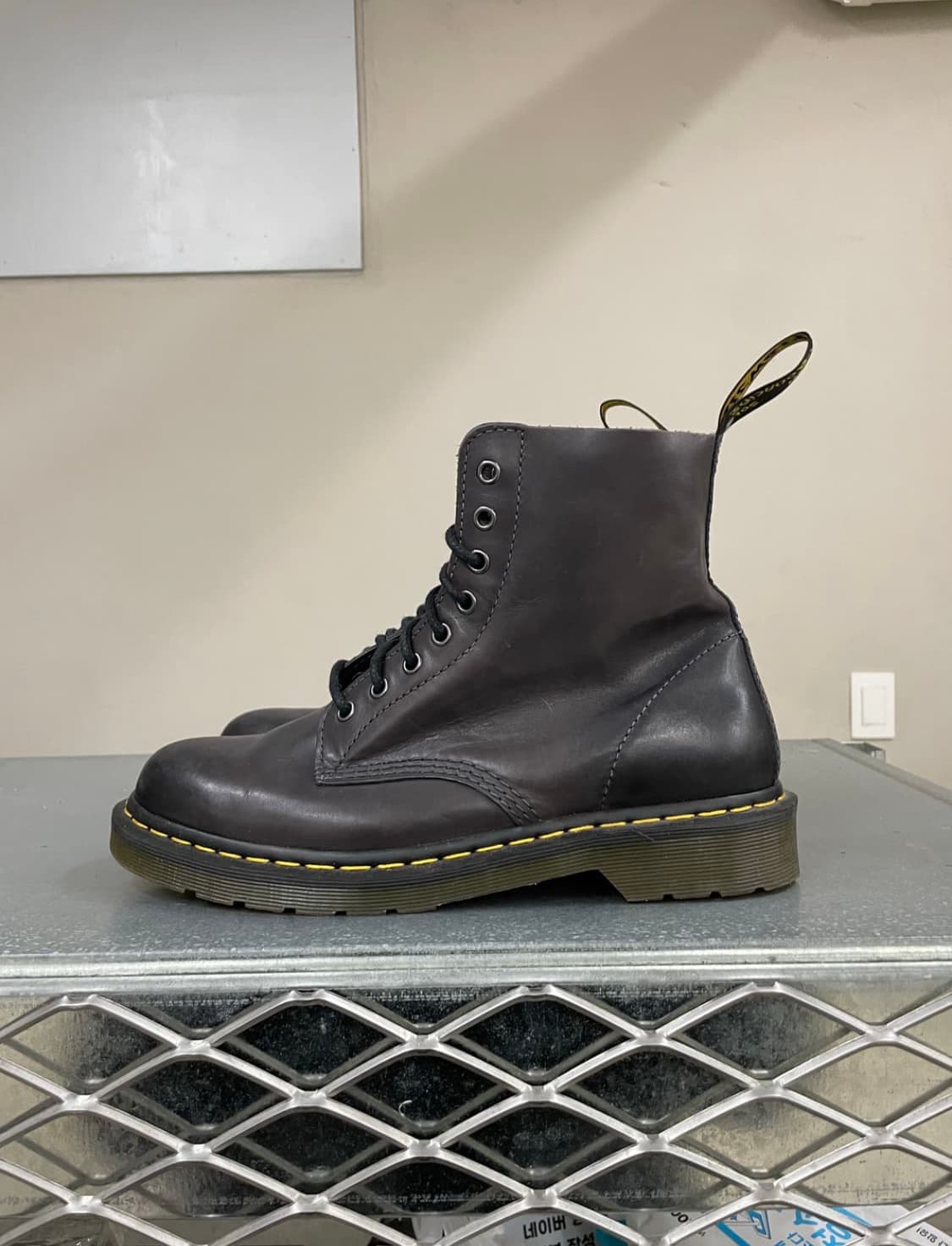 닥터마틴 1460 UK9(280) 상품이미지1