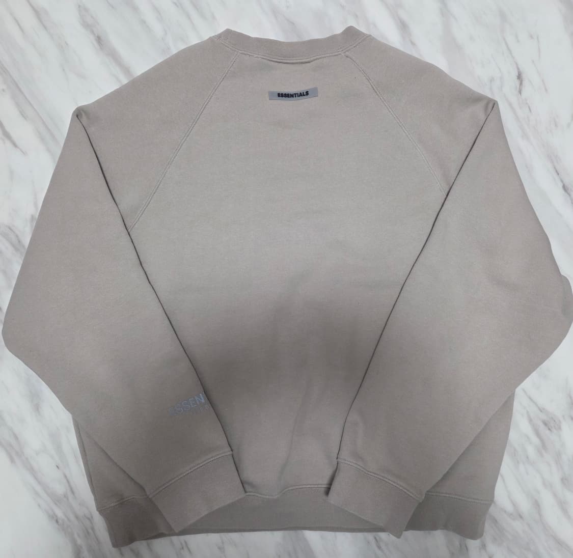 피오갓에센셜 크루넥 스웻셔츠 상품이미지2