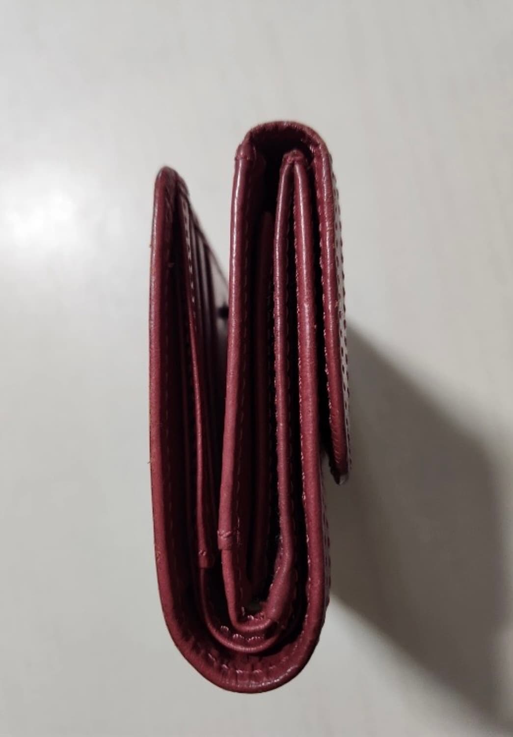 안나수이 버건디 반지갑 상품이미지7