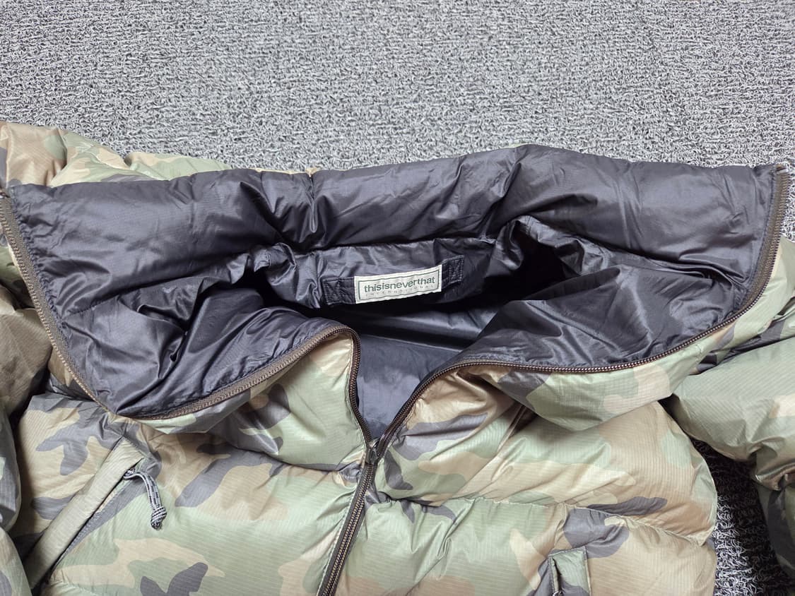 디즈이즈네버댓 퍼텍스 카모 리버시블 패딩/S 상품이미지7