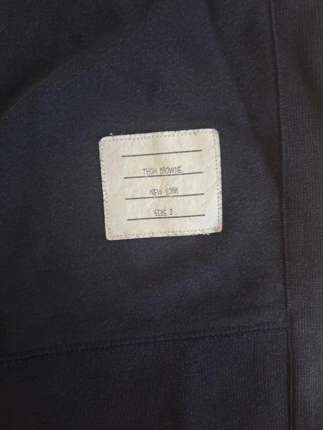 톰브라운 맨투맨 3 상품이미지2