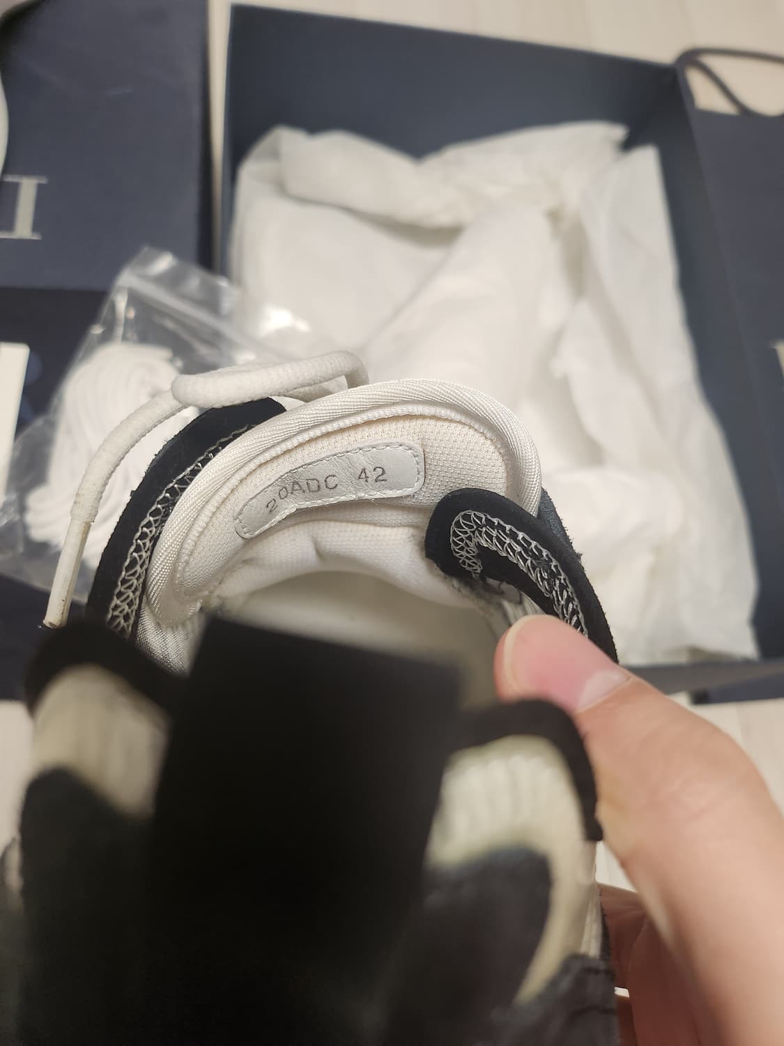 디올 오블리크 b25 스니커즈 42사이즈 상품이미지7