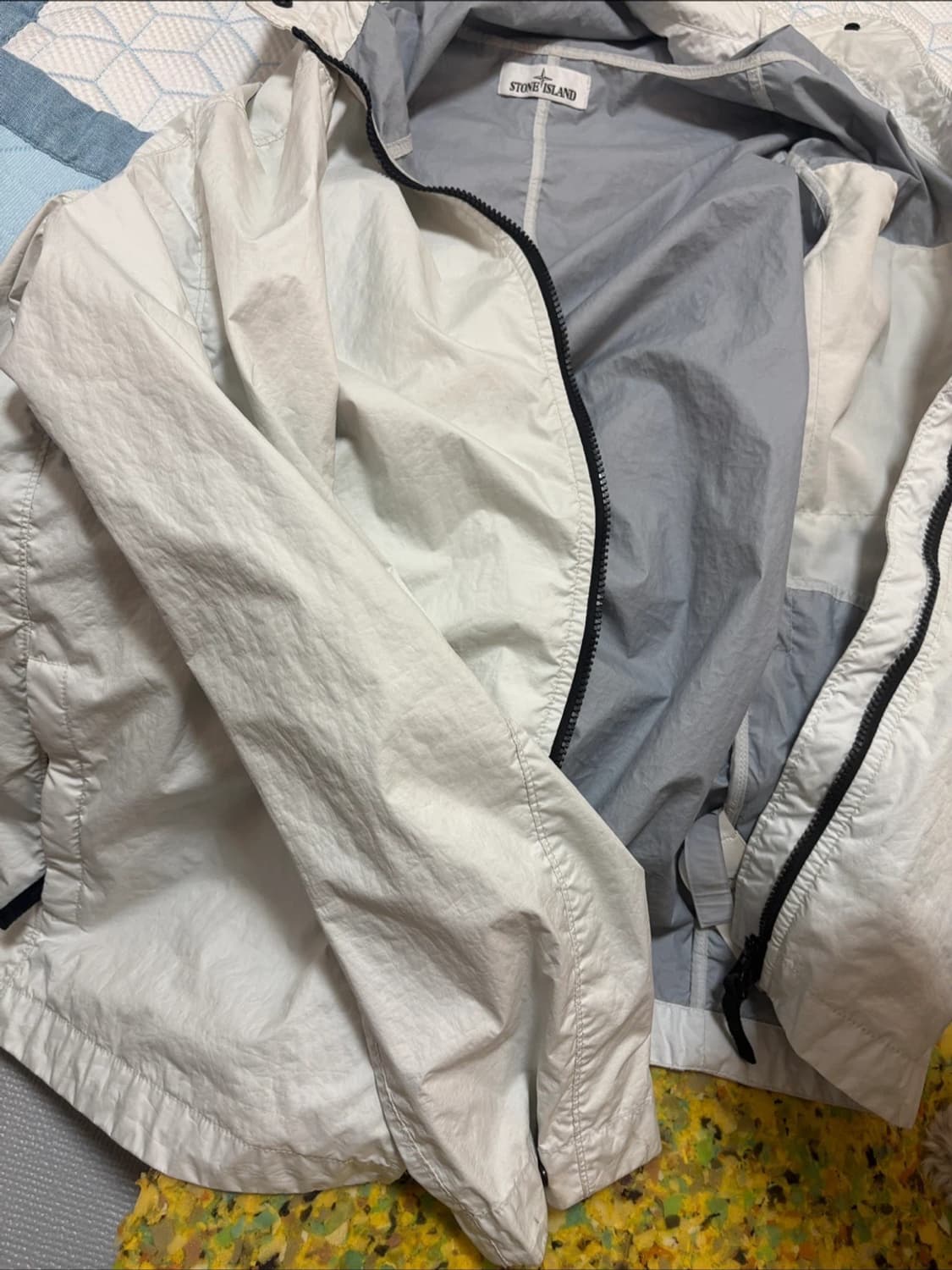 스톤아일랜드 22S 멤브리나 아이스XL 상품이미지5