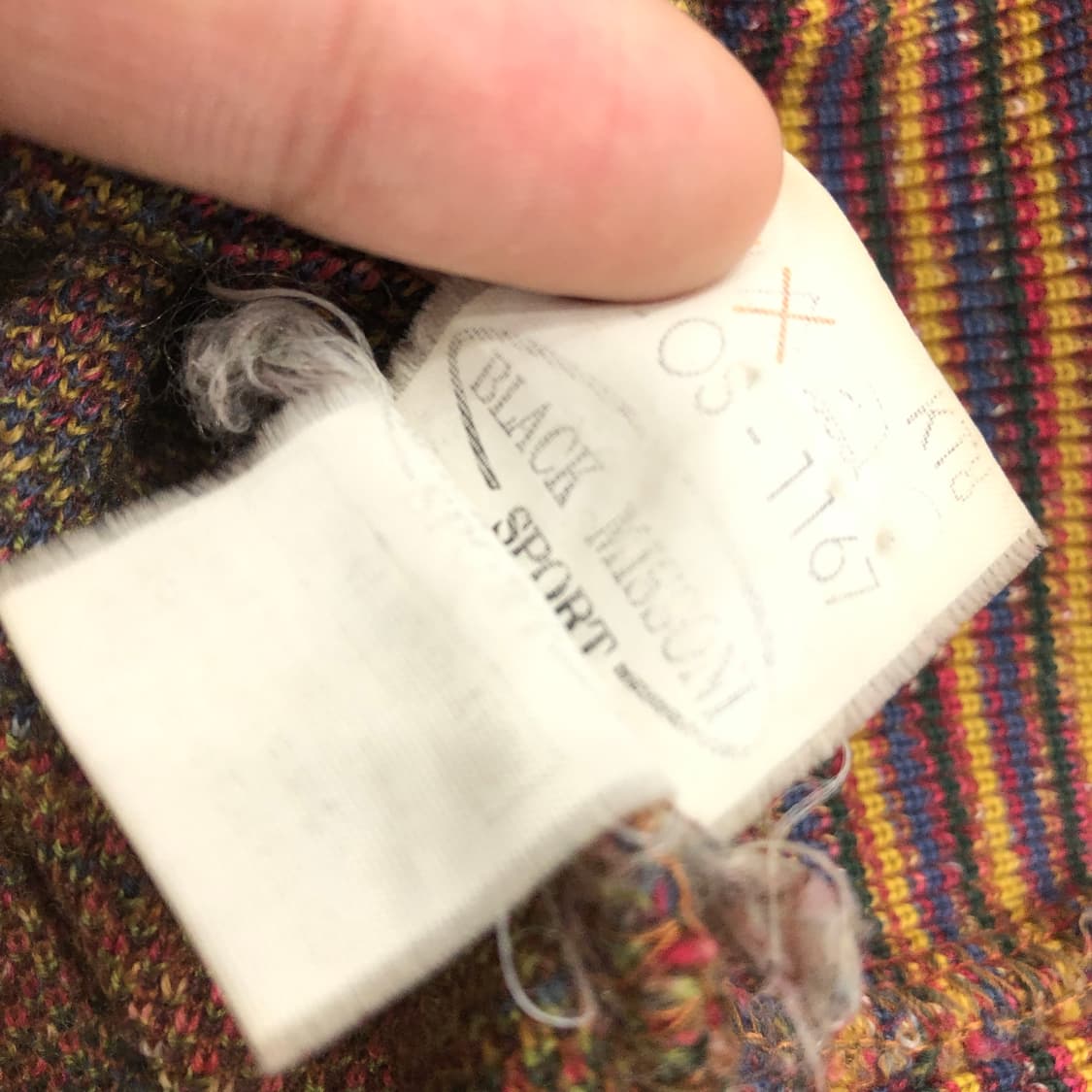 미쏘니 울 멀티컬러 패턴 니트 상품이미지5