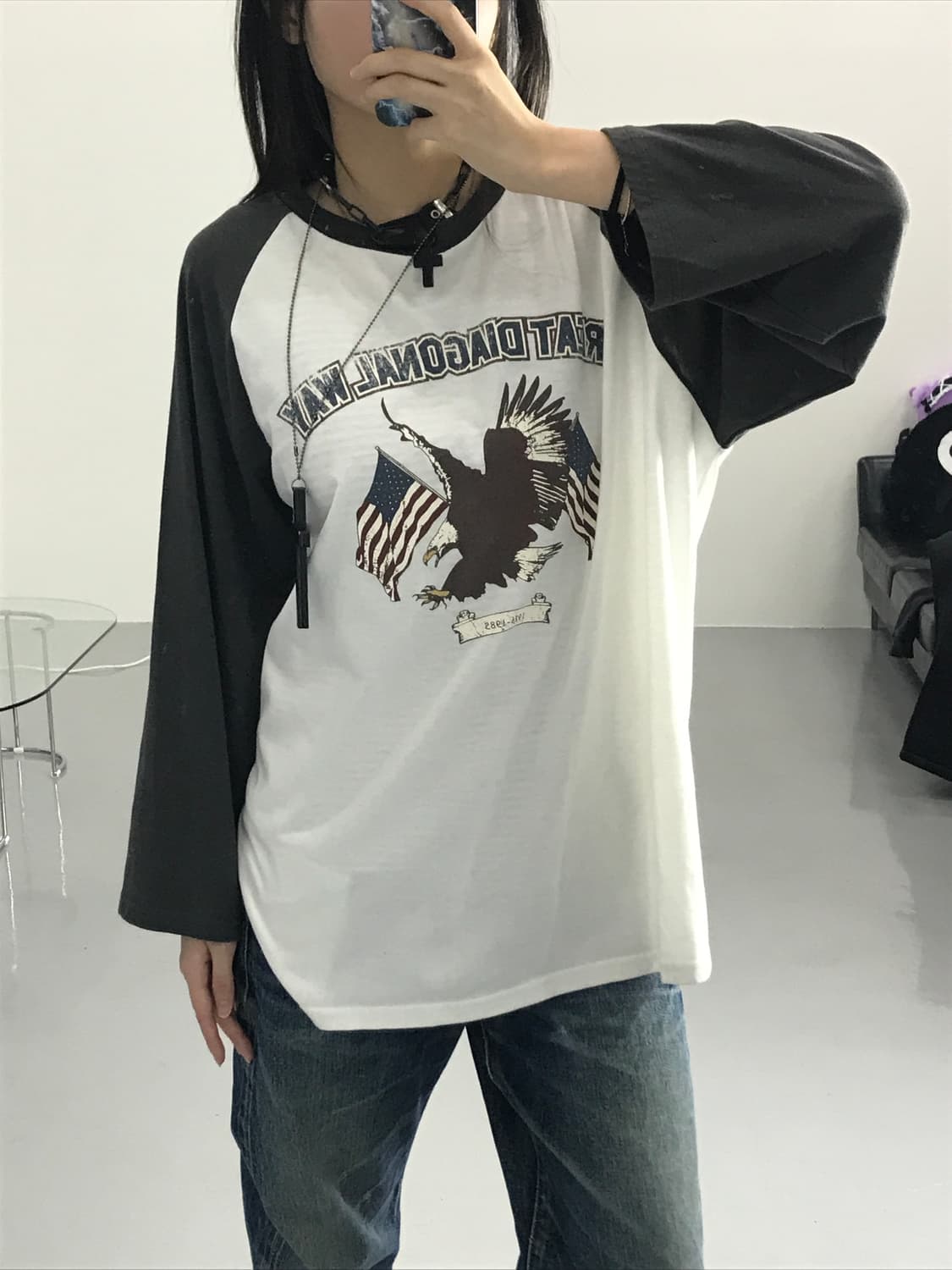 헬름 독수리 프린팅 티 상품이미지1