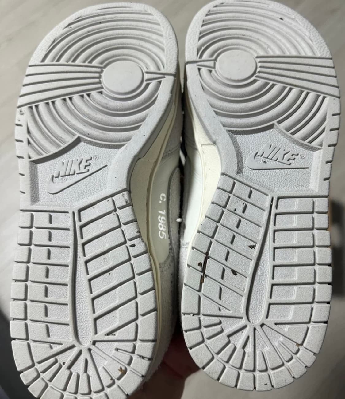 나이키 x 오프화이트 덩크 로우 Lot 18 270 새상품급 상품이미지3