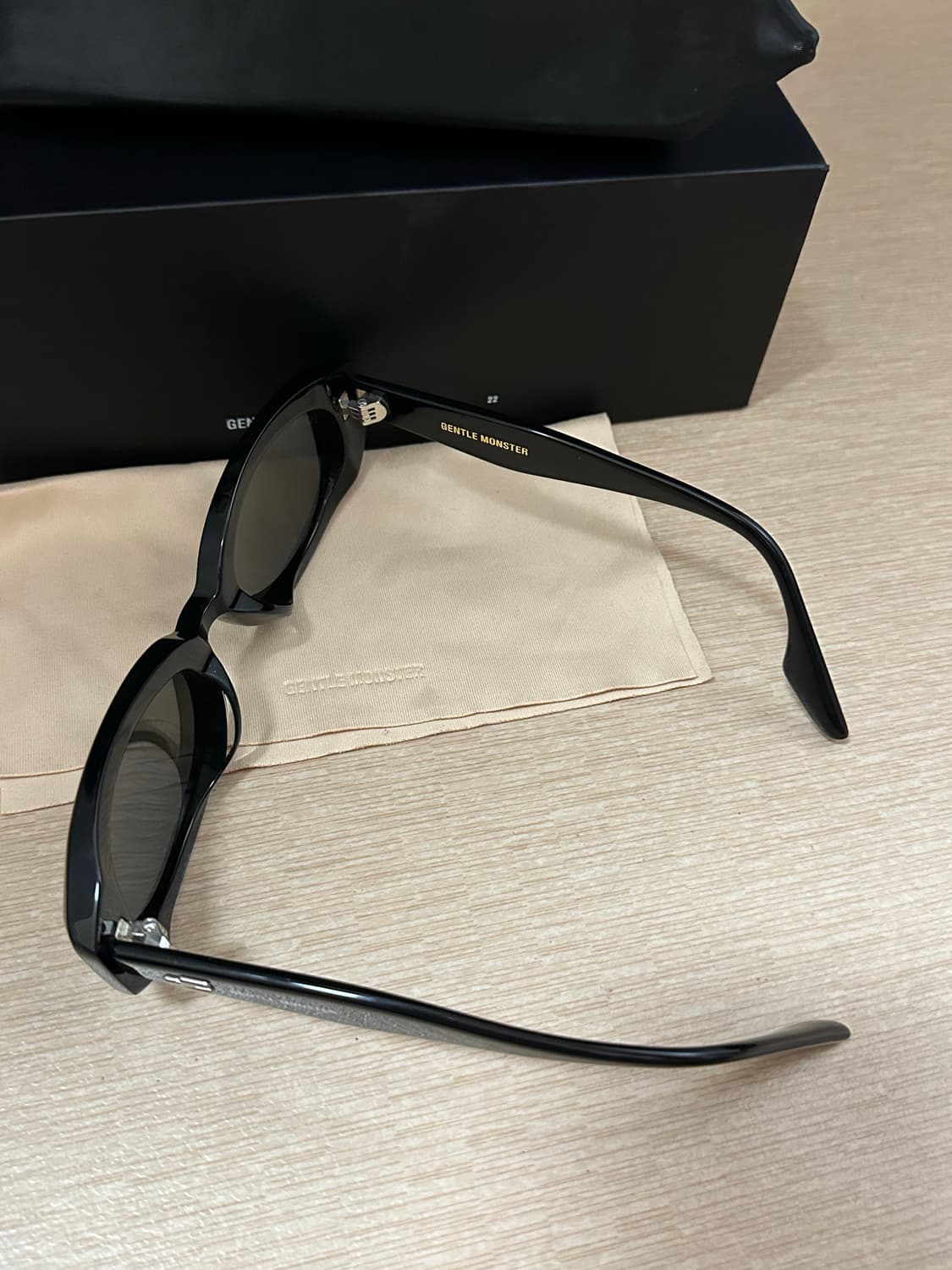 젠틀몬스터 오토 oto 상품이미지3