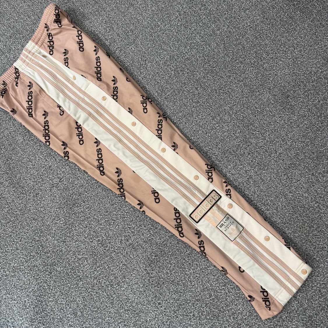 아디다스 파카이안 팬츠 상품이미지5