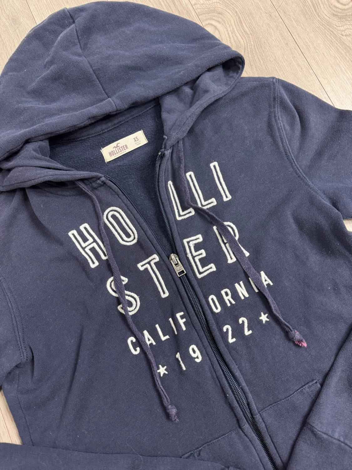 홀리스터 슬림핏 네이비 후드집업 상품이미지2