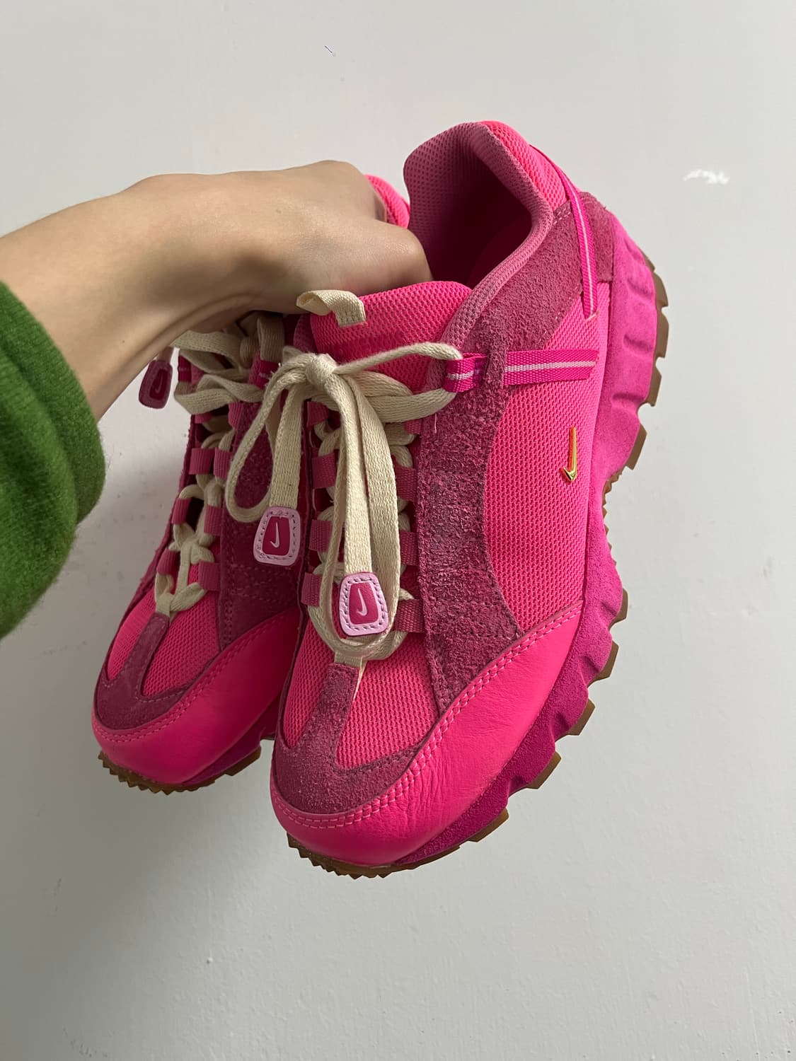 나이키X자크뮈스 에어 휴마라 LX 핑크 플래쉬 상품이미지6