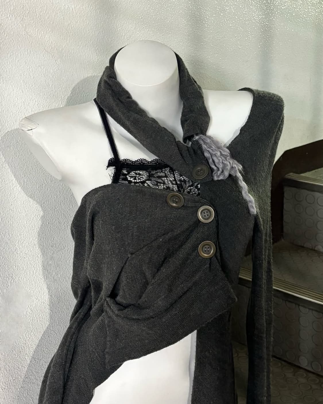 Asymmetric Draped Scarf Layered Knit Top 상품이미지8