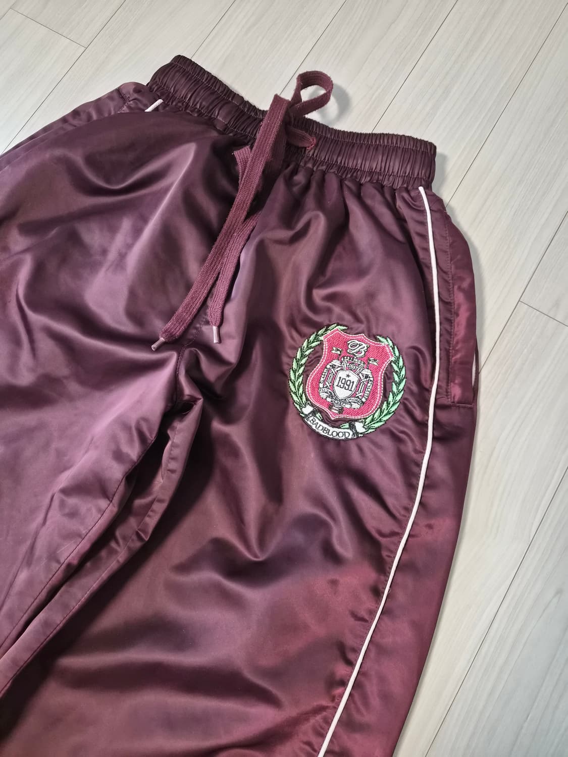 [배드블러드] 아틀레틱 사틴 와이드 조거 팬츠 (X-SMALL) 상품이미지2