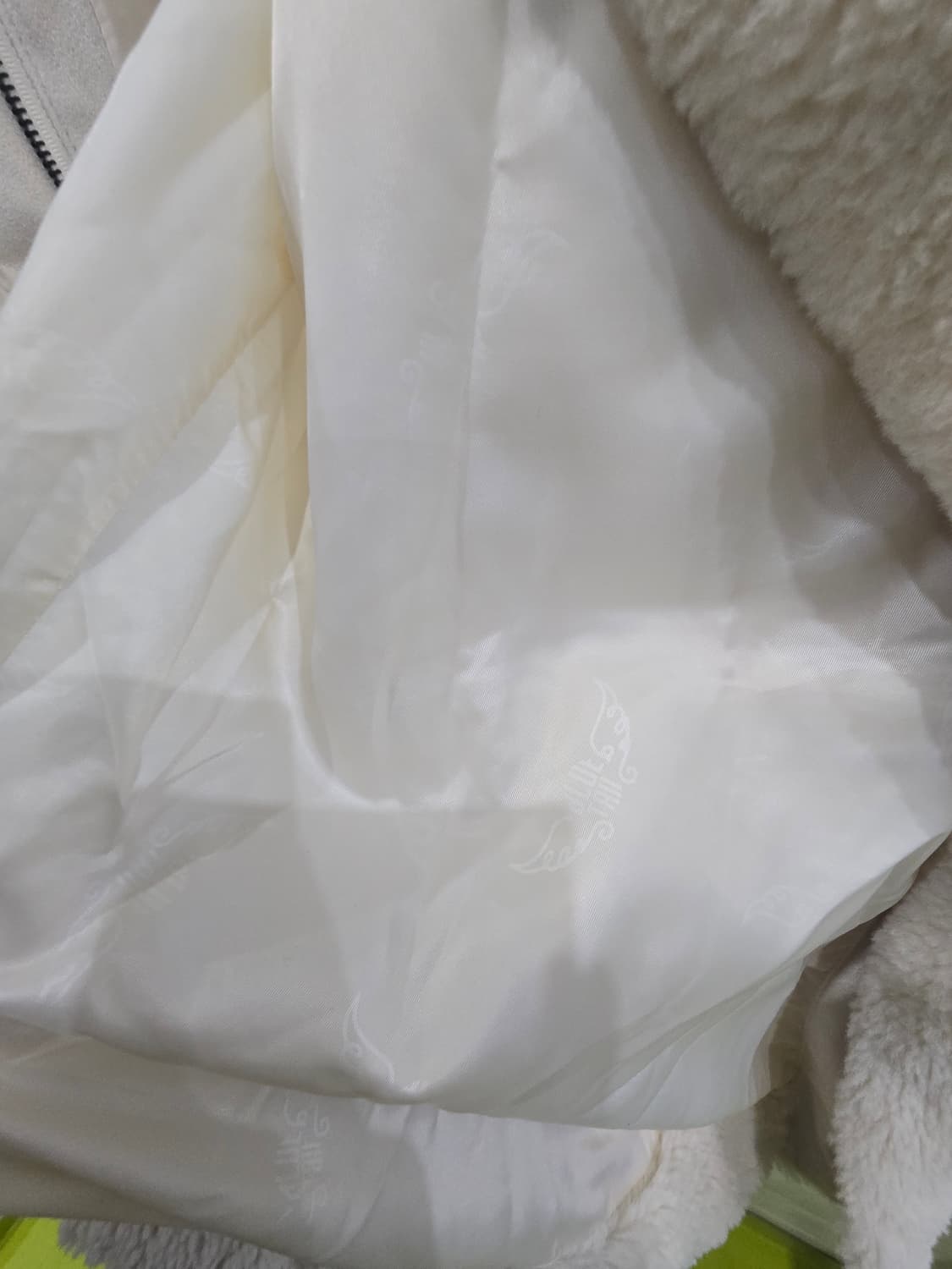 BLUETAIL 아이보리 뽀글이 자켓 상품이미지8