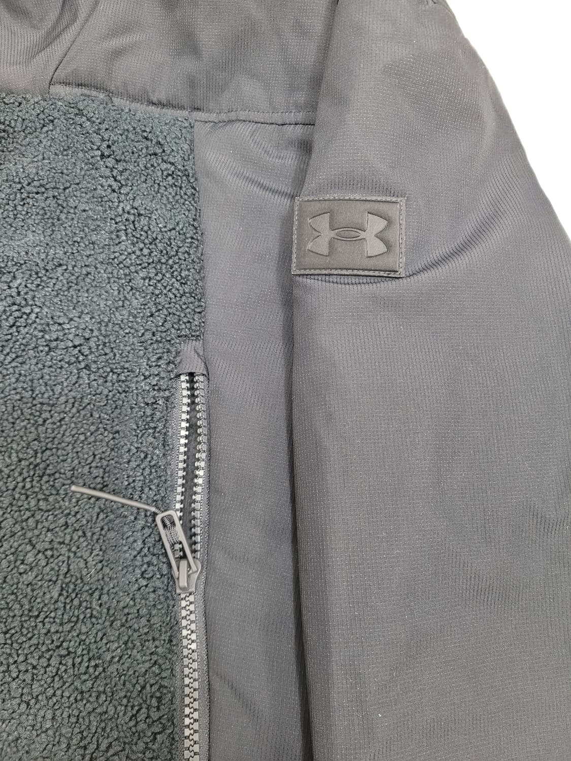 언더아머 UA 미션 인슐레이티드 자켓 / 남 XL 블랙
 상품이미지6