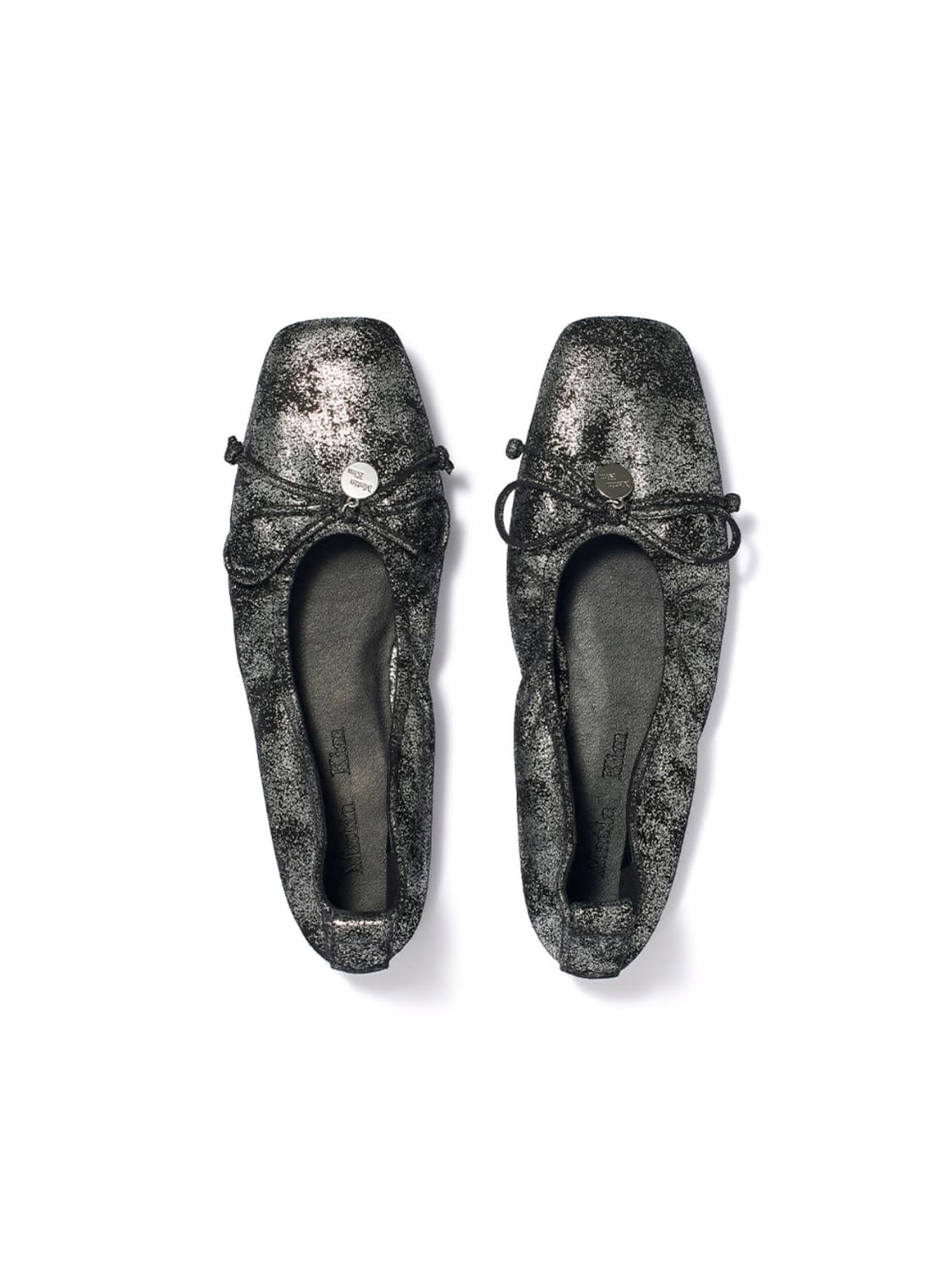 마뗑킴 RIBBON BALLET FLAT SHOES DARK SILVER 상품이미지2