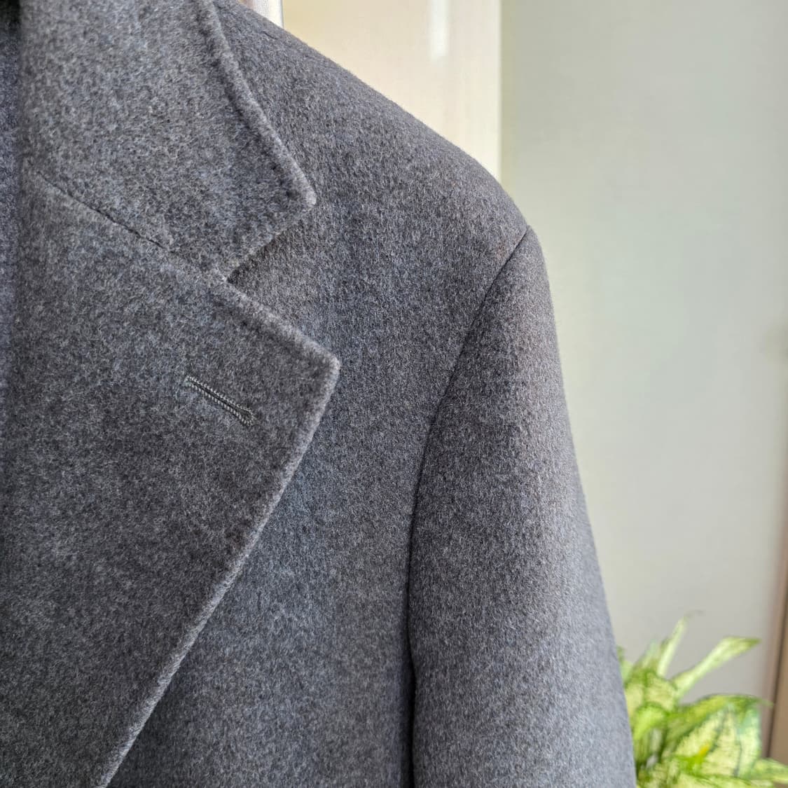 [정품] 로로피아나 캐시미어 100% 코트 (표기 S / M 추천) 상품이미지5