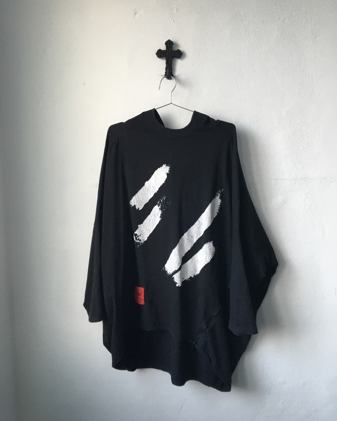 Loose fit hood onepieece 상품이미지1