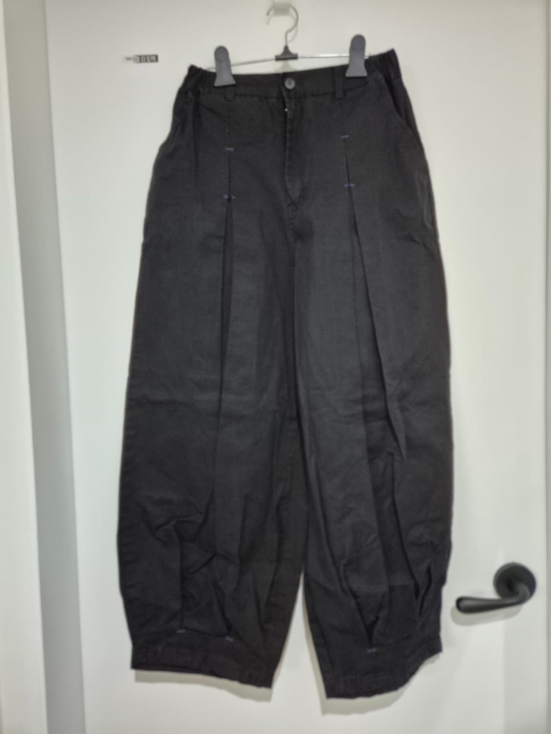 앵글런 언발란스 롱턱 벌룬 팬츠 상품이미지5