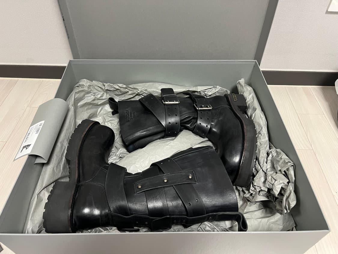 발렌시아가 베놈 하이 42 상품이미지1