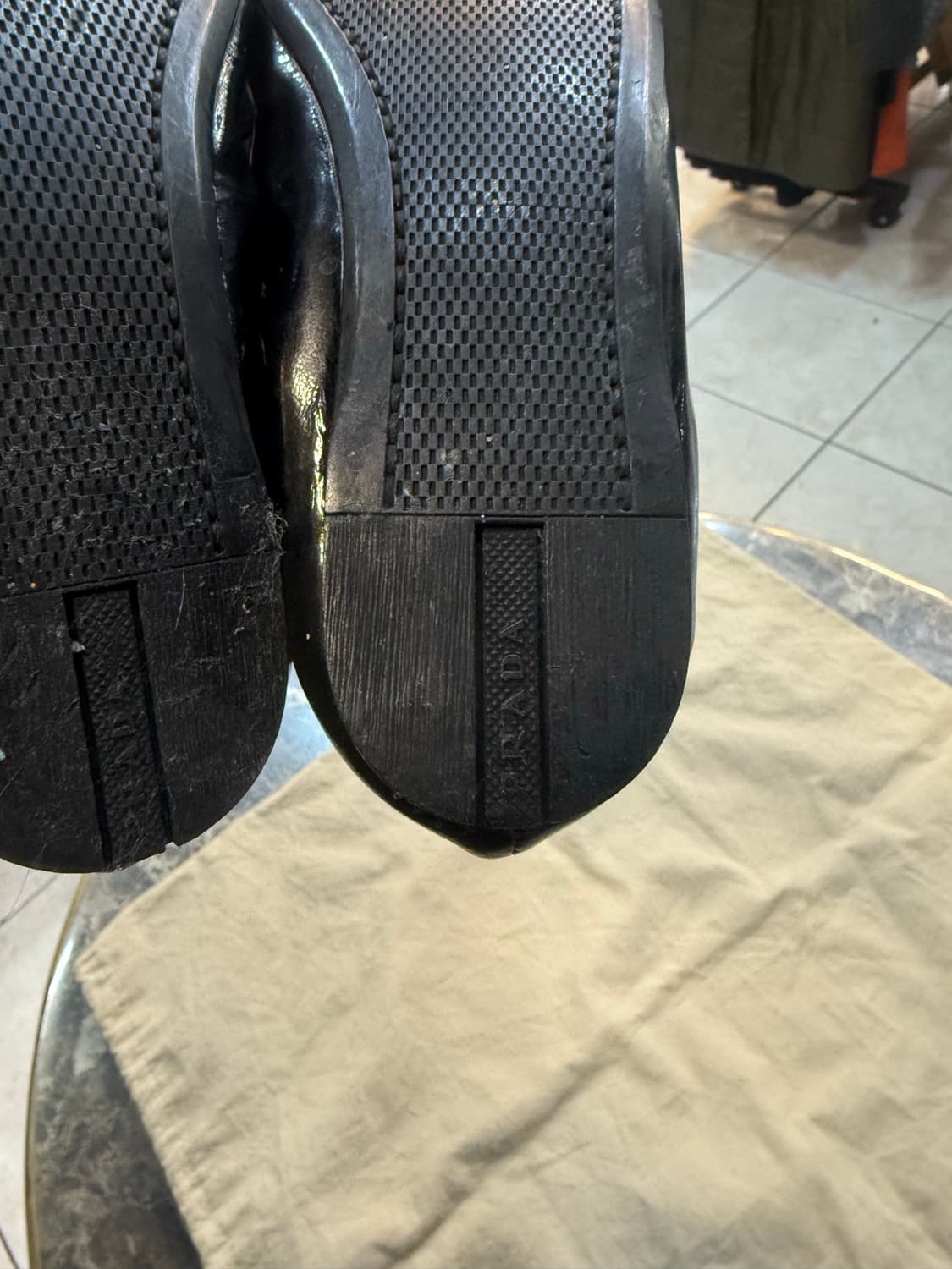 35/230 정품 프라다 리본 플렛슈즈 팝니다 상품이미지8