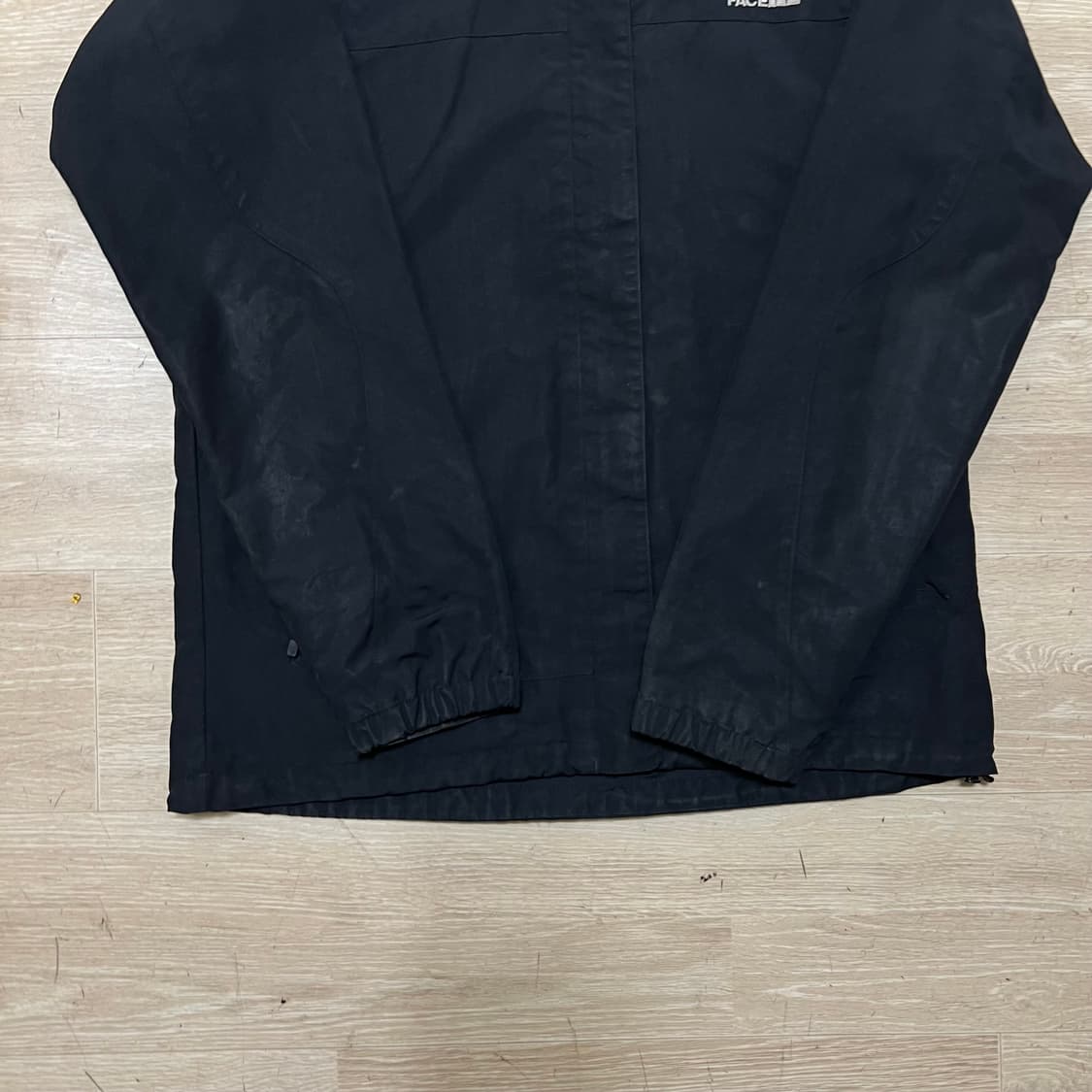 노스페이스 여성 하이벤트 자수 로고 바람막이 후드자켓 [블랙] S/90 상품이미지3