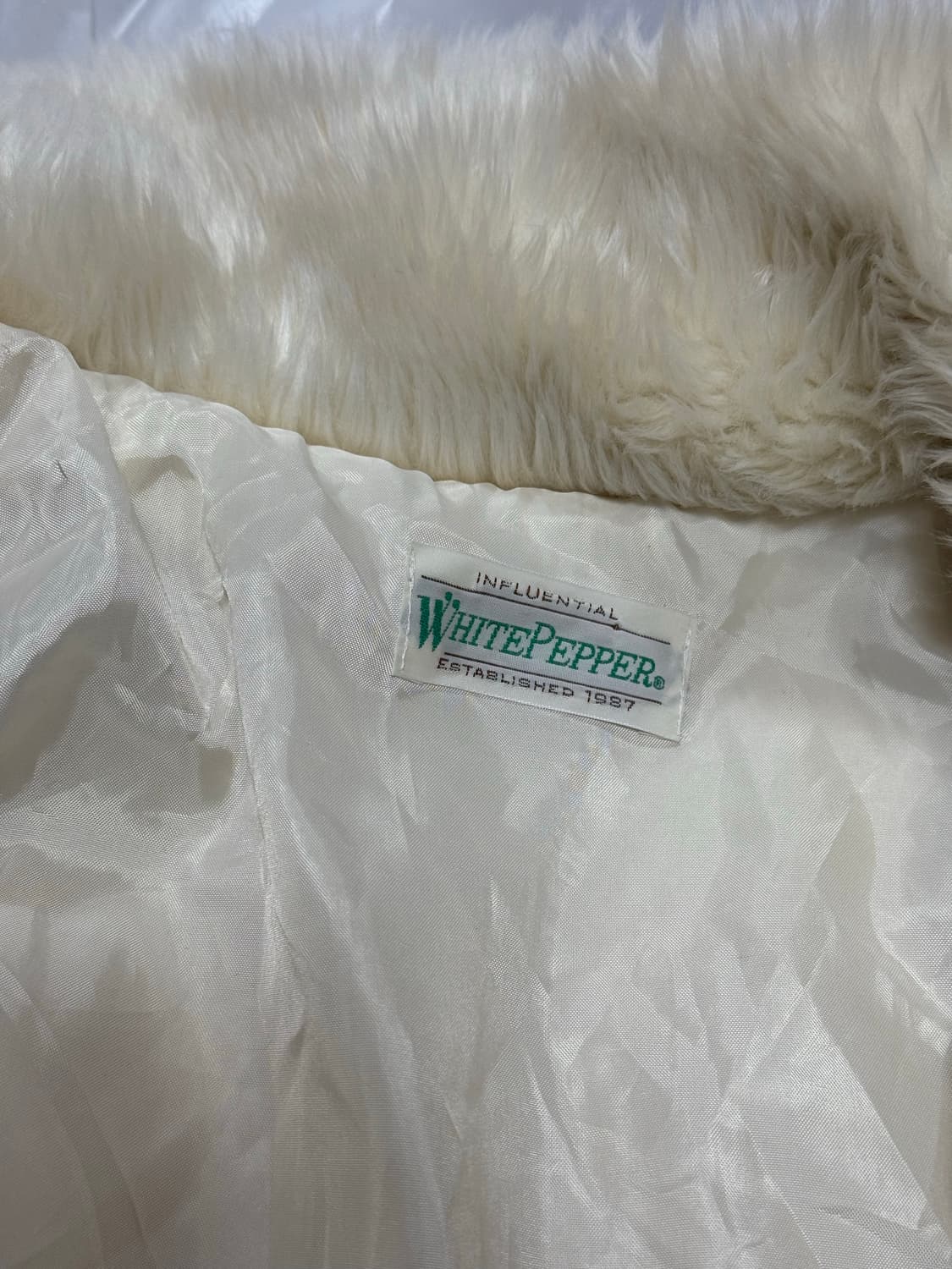 white pepper / 에코 퍼 자켓 상품이미지4