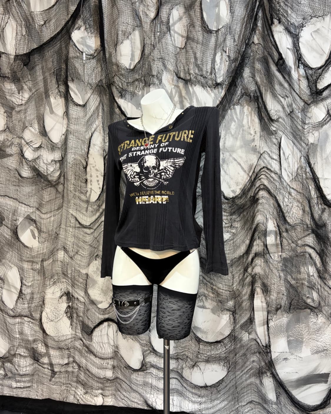 Y2K punk skull cubic long sleeve 상품이미지2