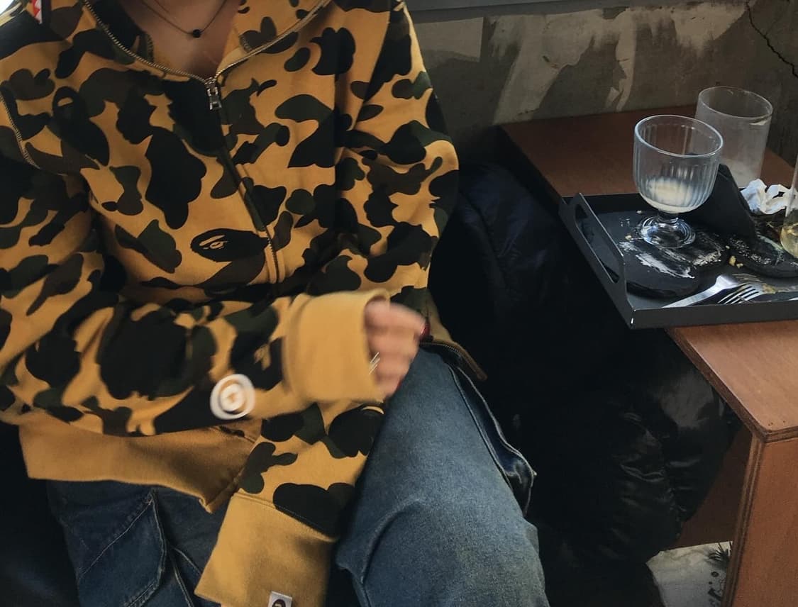 베이프 샤크 후드집업 황계 상품이미지1