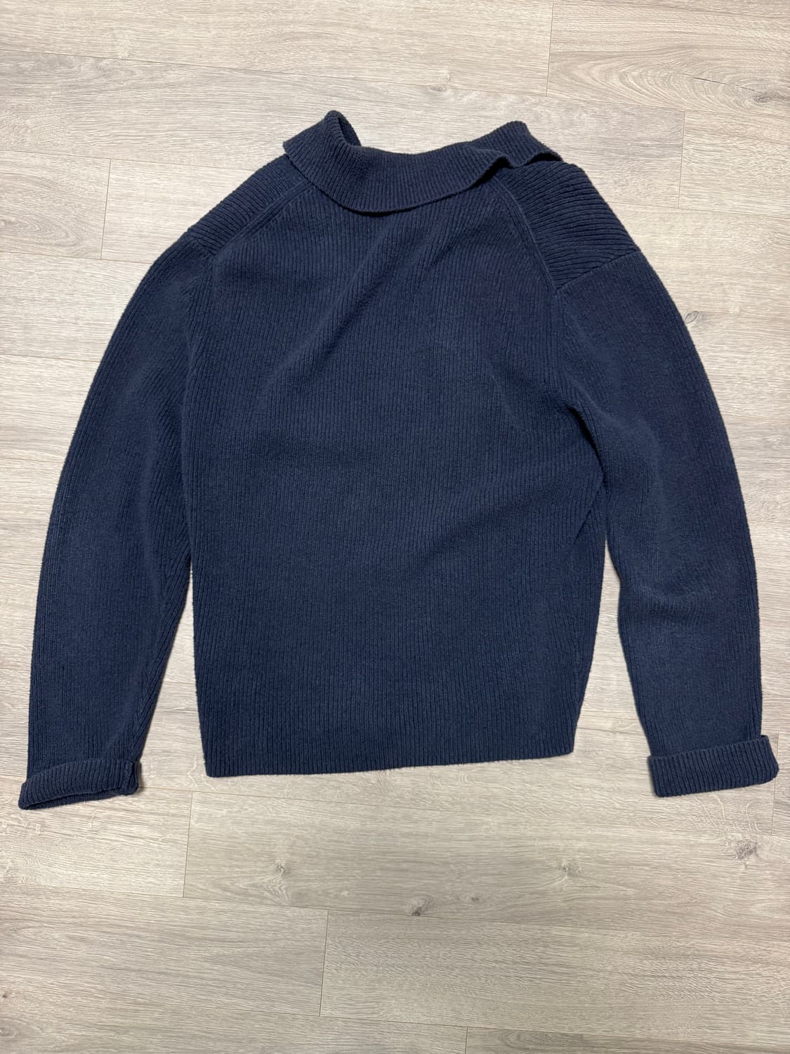 cos 부클레 가디건 네이비 M  상품이미지2