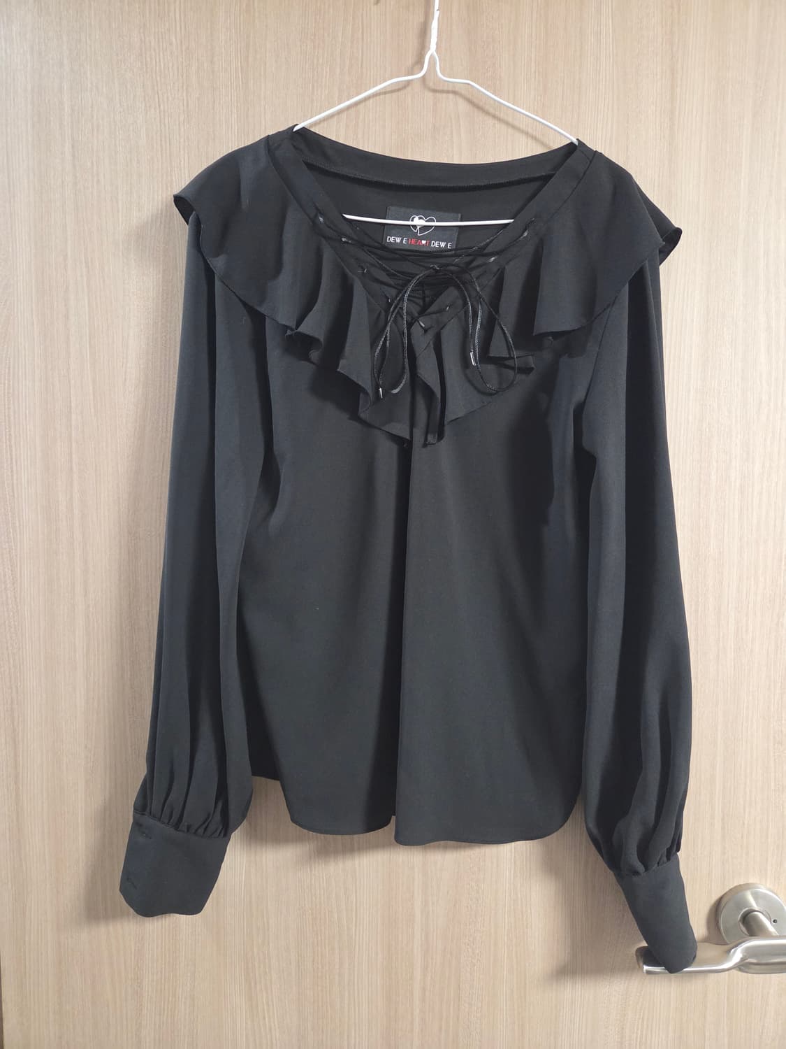 듀이듀이 프릴블라우스 상품이미지2