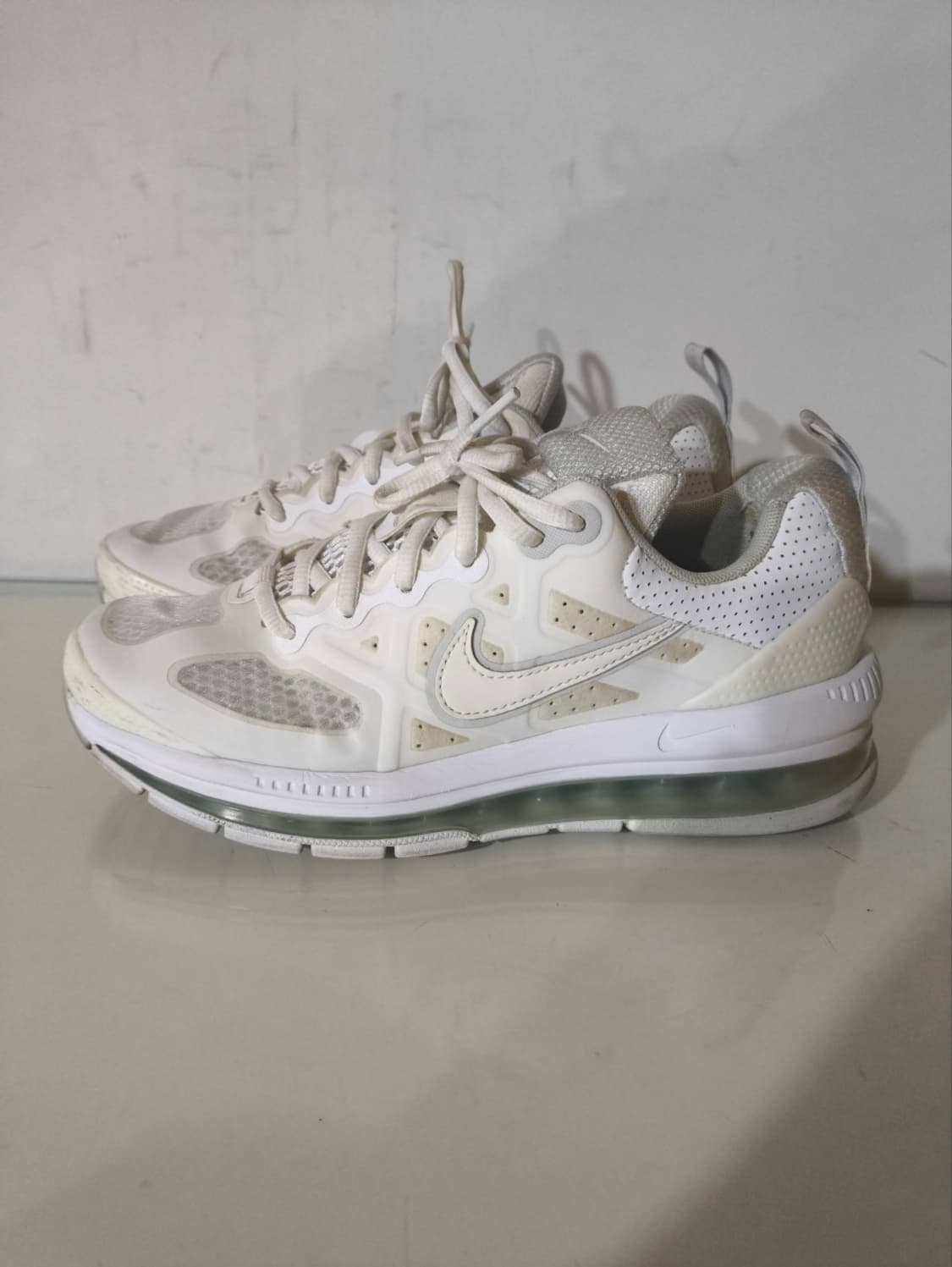 240mm 나이키 에어맥스 게놈 운동화 상품이미지2