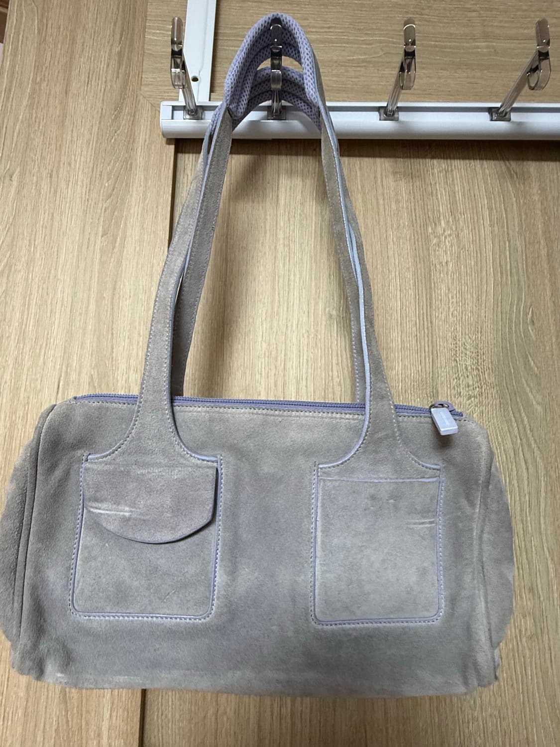 2000s 아카이브 MIU MIU 멀티 포켓 스웨이드 숄더백 상품이미지8