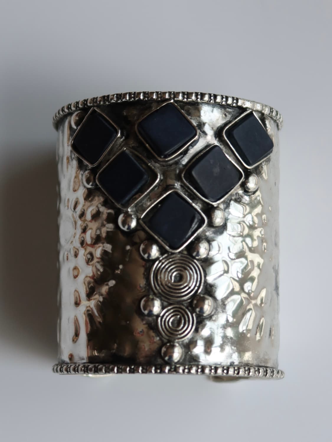 silver navy textured cuff 상품이미지1