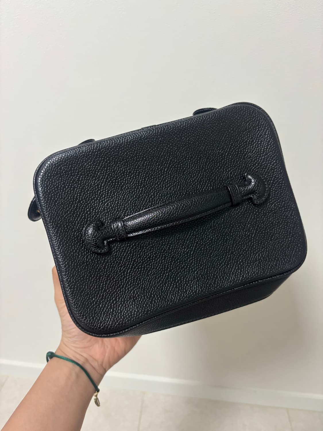 샤넬 블랙 캐비어 코스메틱 베니티 백 상품이미지5