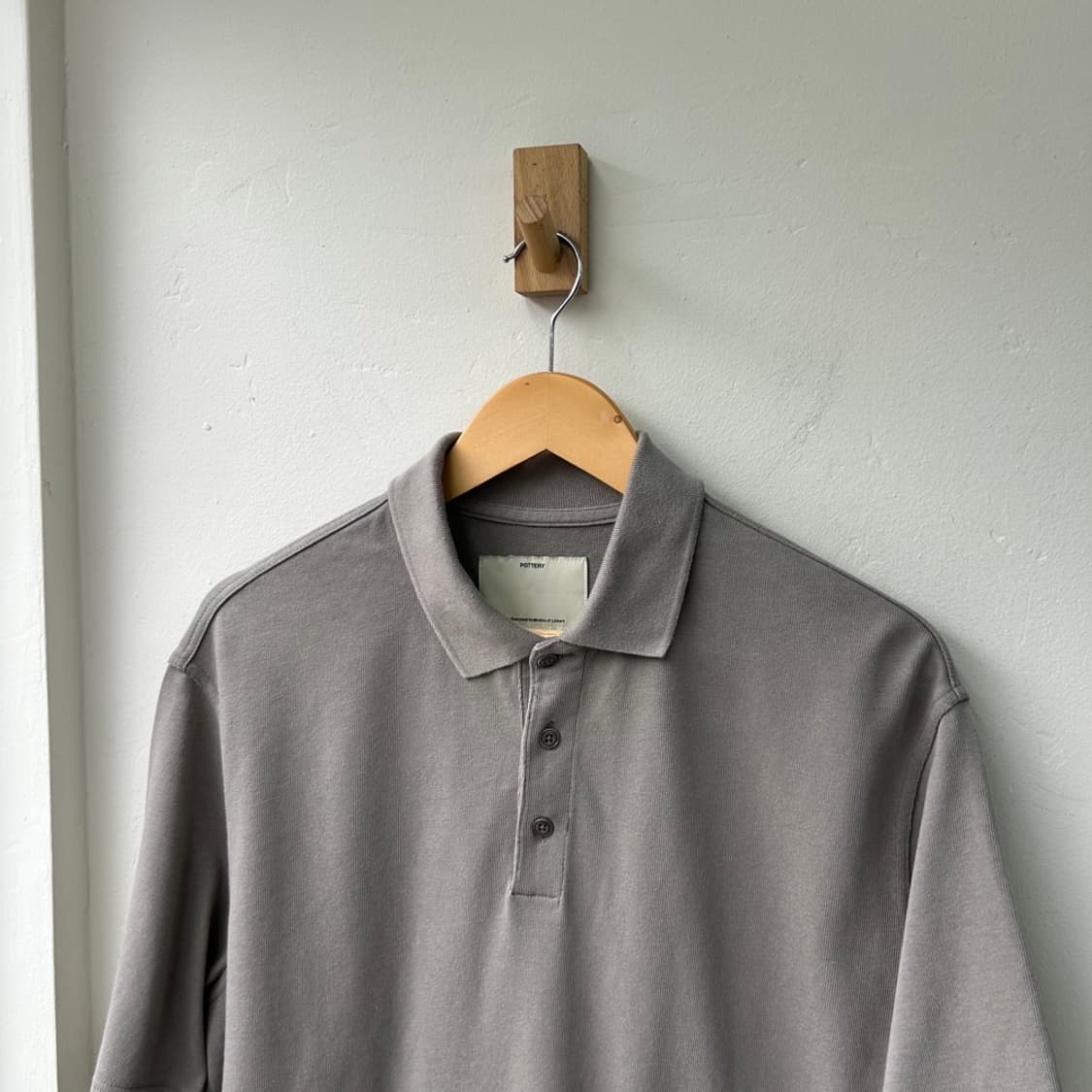 16758 - 포터리 그레이 반팔 카라티 상품이미지1