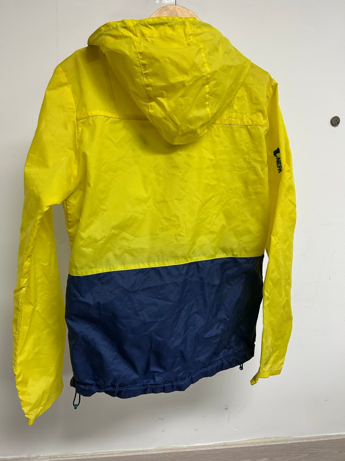 네파 바람막이 90 상품이미지3