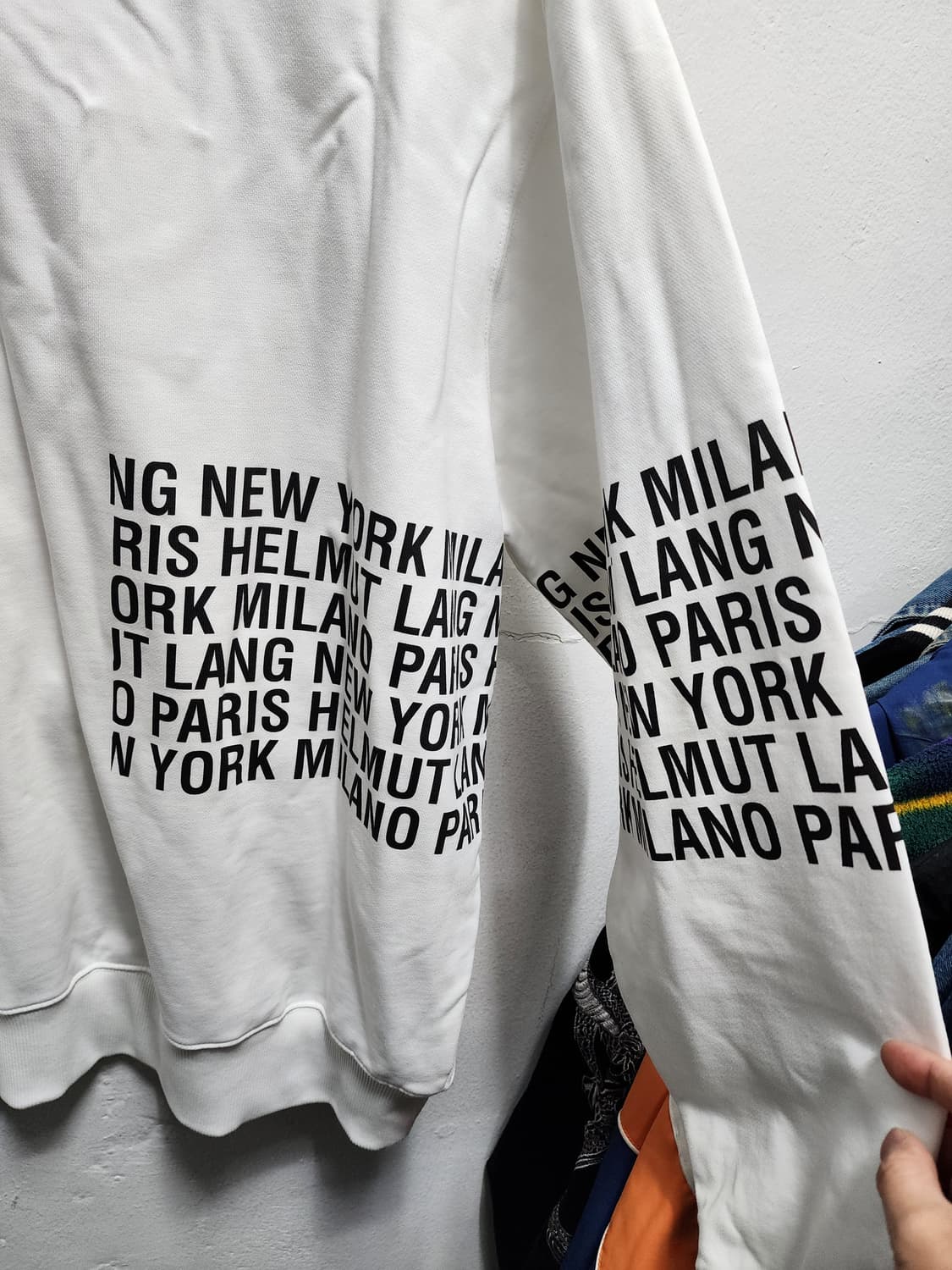 (새상품) 헬무트랭 레터링 맨투맨  상품이미지3