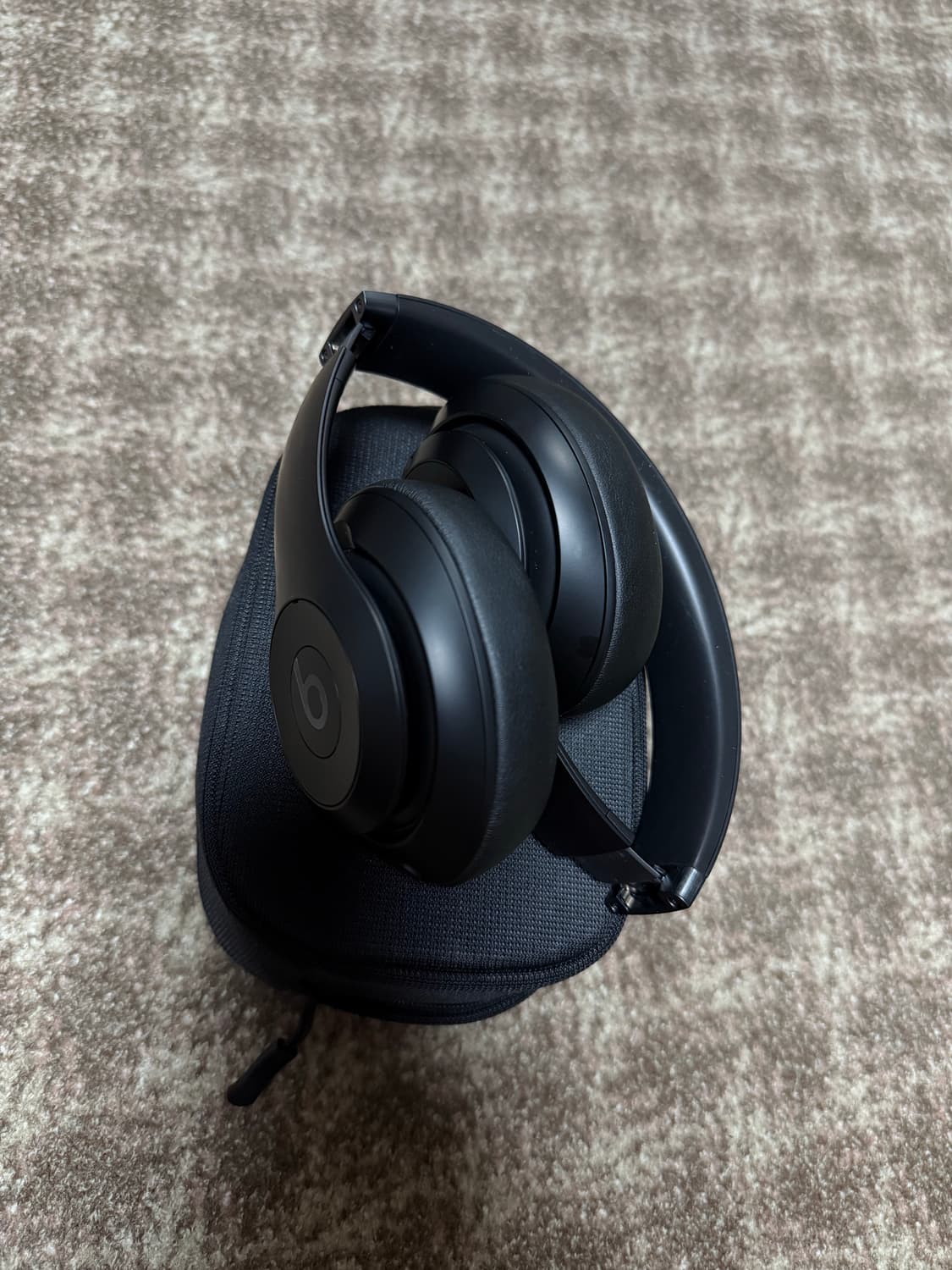 애플 비츠 스튜디오 프로 블랙 상품이미지2