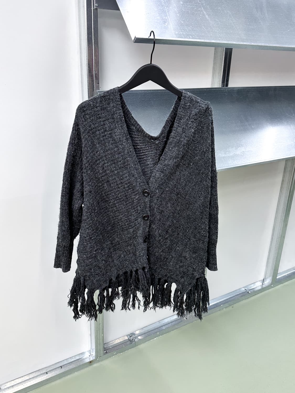 charcoal tassle cardigan 상품이미지2