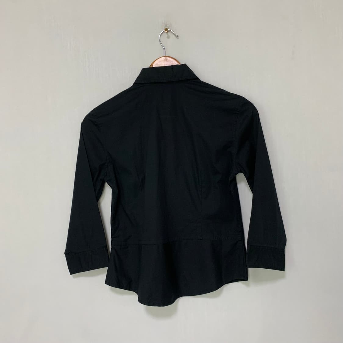 버버리 여성 7부소매 크롭 블랙 셔츠 XS 긱시크 빈티지 상품이미지4